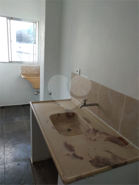 Vendo Prédio de Apartamentos com renda  em Pirituba