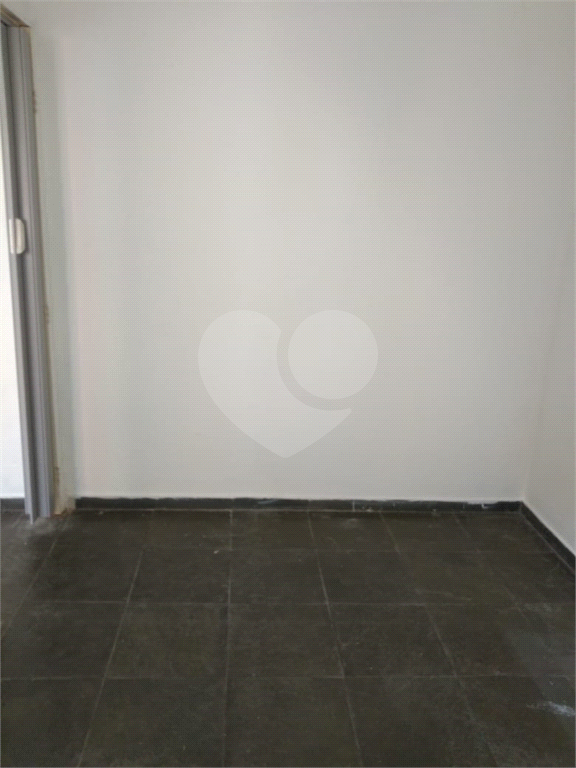 Vendo Prédio de Apartamentos com renda  em Pirituba