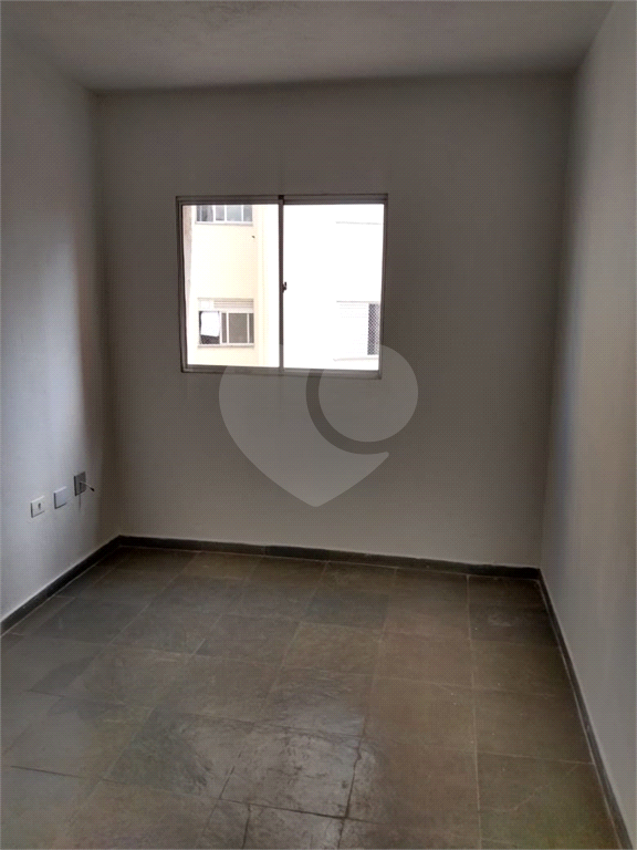 Vendo Prédio de Apartamentos com renda  em Pirituba