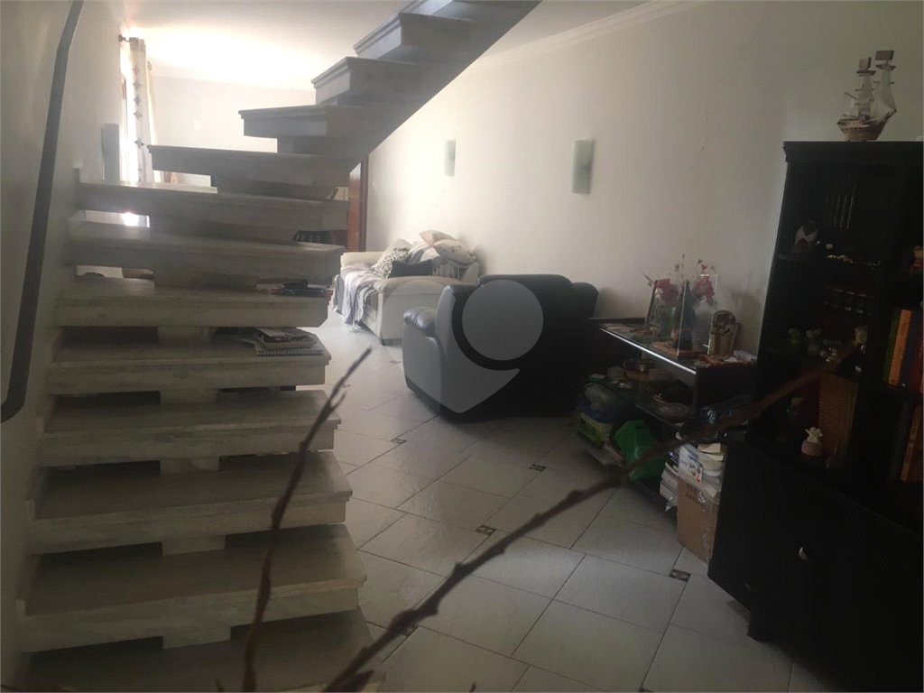 Sobrado a 110 metros do metro Jd São Paulo