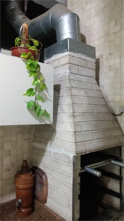 APARTAMENTO em CASA VERDE