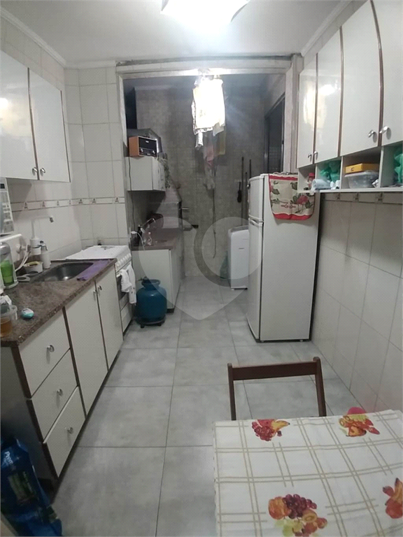 APARTAMENTO em CASA VERDE