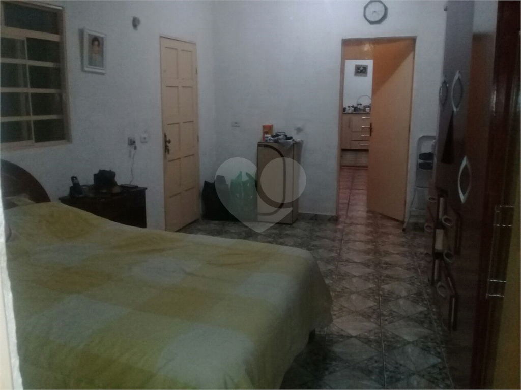 SOBRADO EM GUAIANAZES 