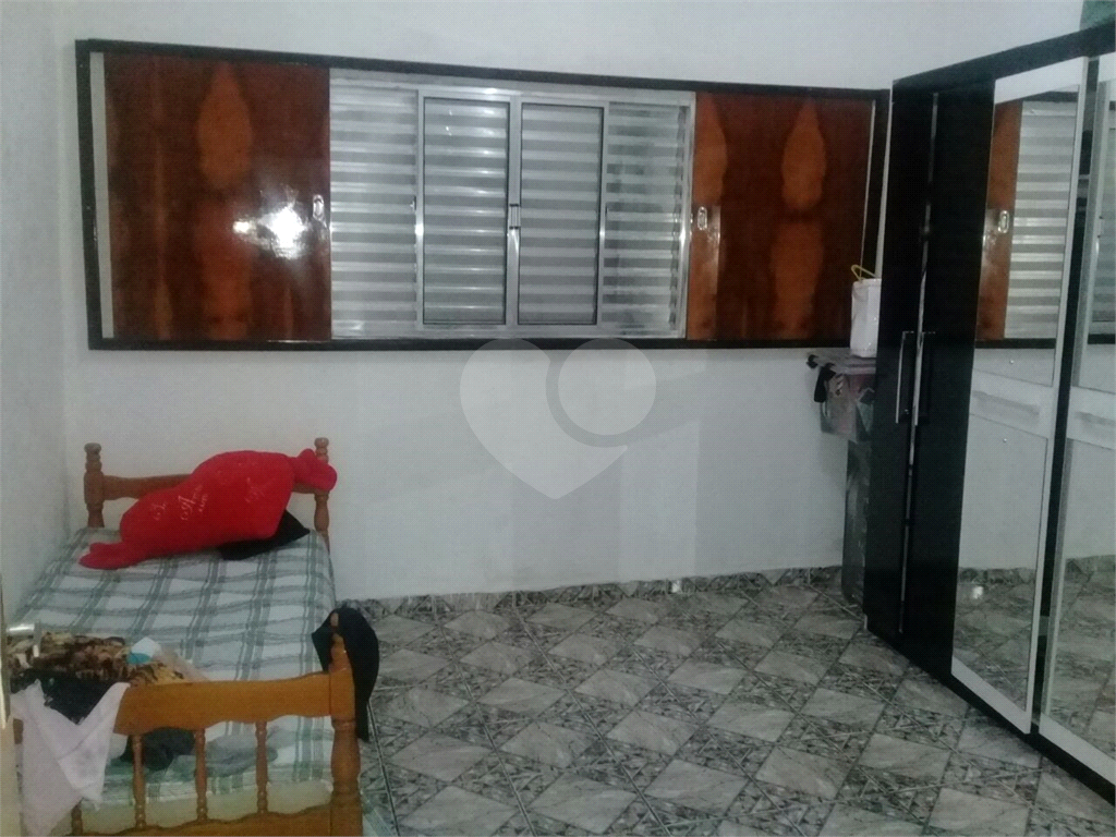 SOBRADO EM GUAIANAZES 