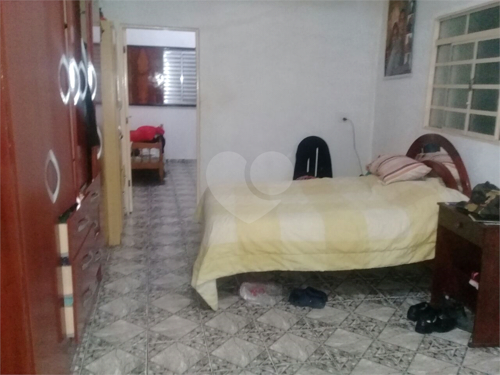 SOBRADO EM GUAIANAZES 