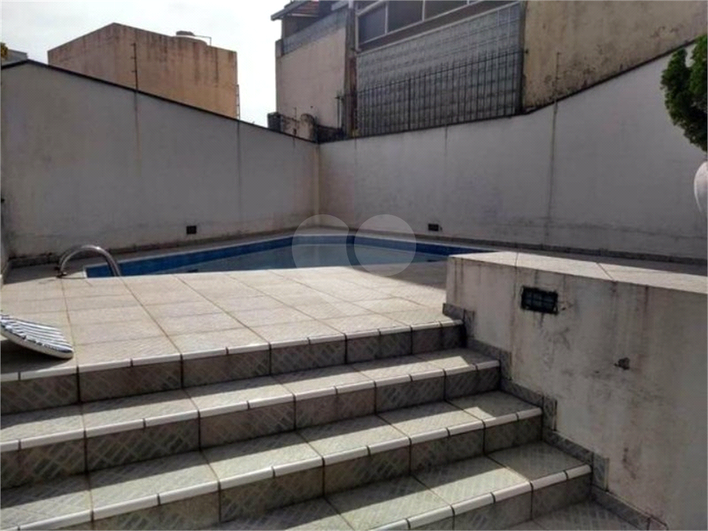 Apartamento em Cambuci
