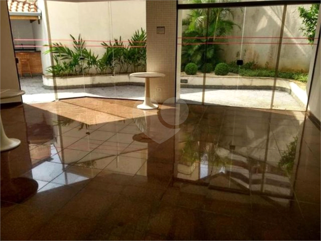 Apartamento em Cambuci