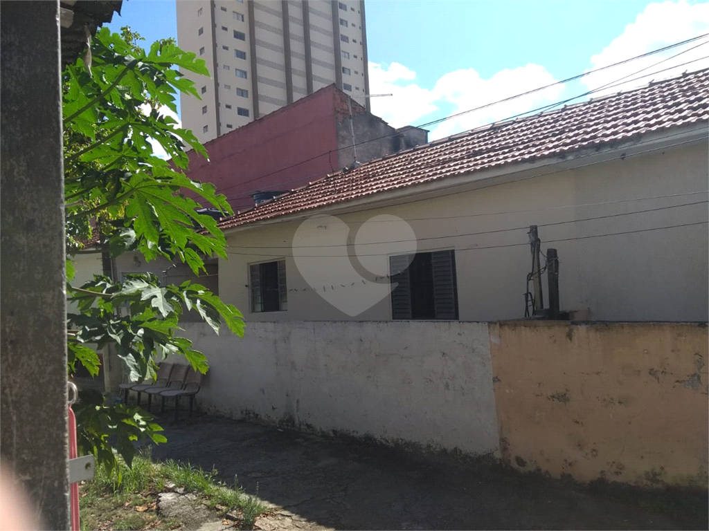 Ótimo terreno no bairro Jaçanã com 07 casas térreas 10 minutos para o Metrô.