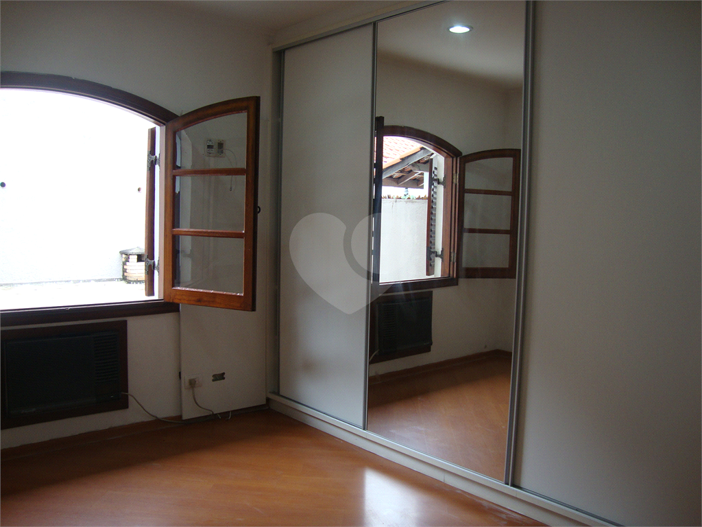 Linda casa de alto padrão no Jardim França