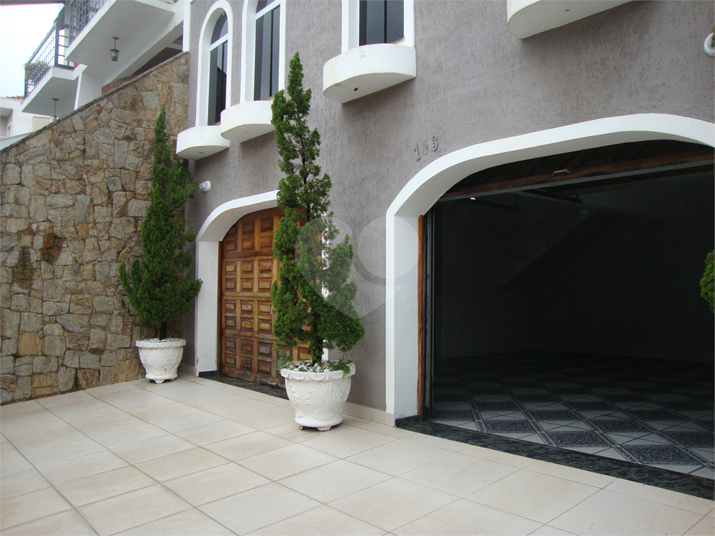 Linda casa de alto padrão no Jardim França