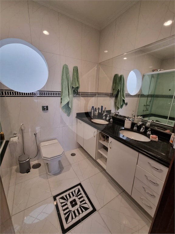 Linda casa de alto padrão no Jardim França