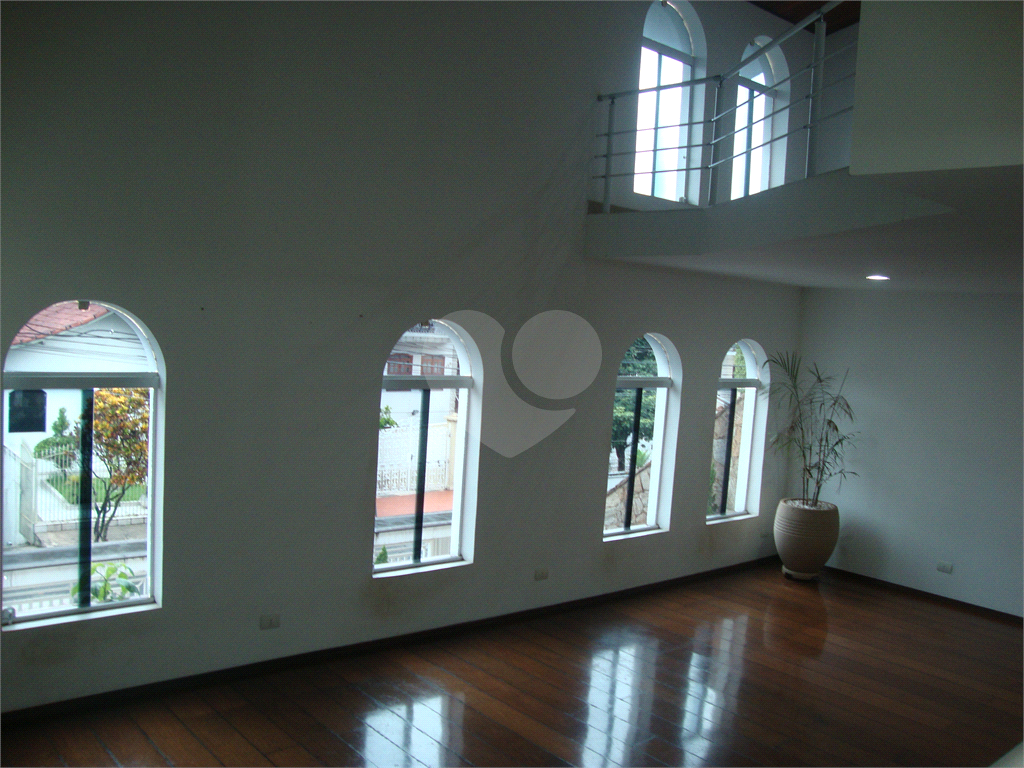 Linda casa de alto padrão no Jardim França