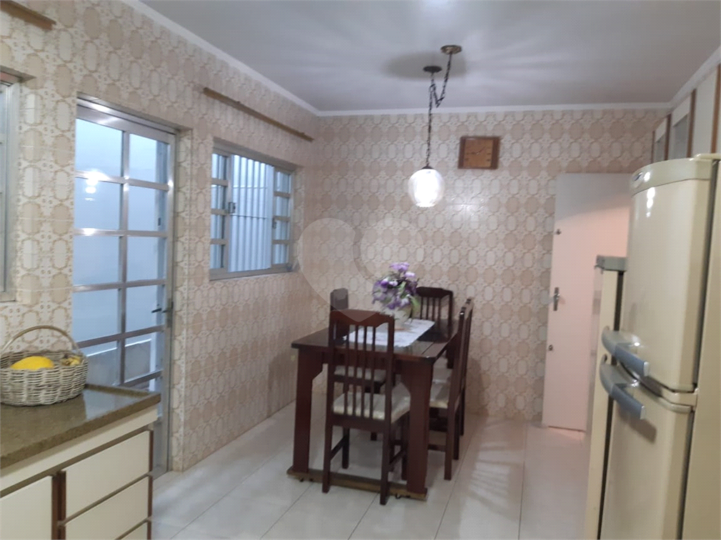 Sobrado à venda com 3 quartos, 208m² - Foto 4