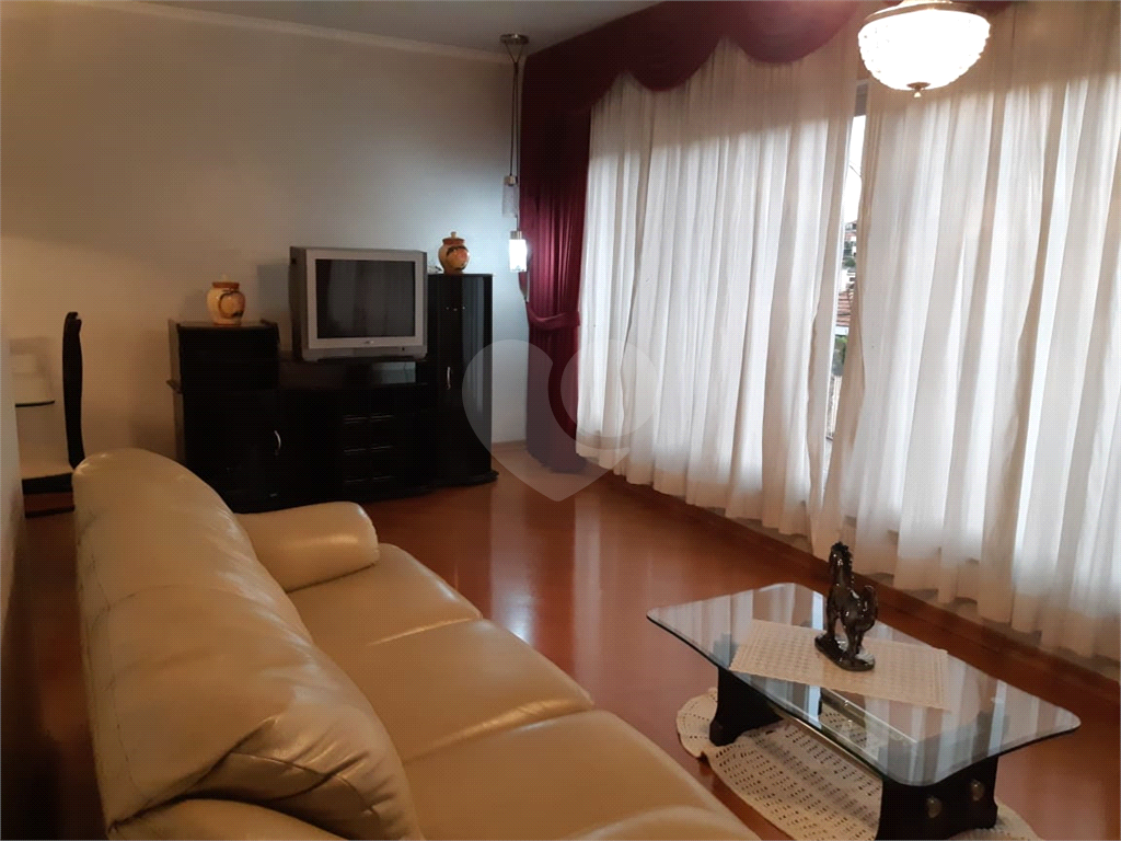 Sobrado à venda com 3 quartos, 208m² - Foto 11