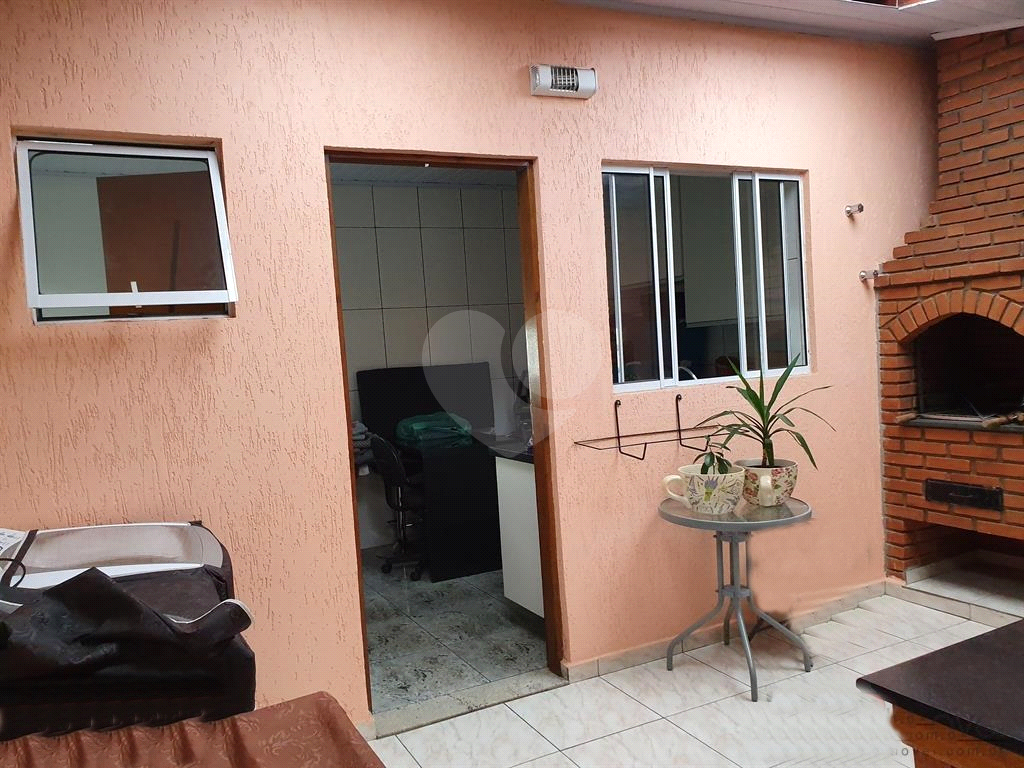 Casas térrea no bairro do Horto Florestal reformado recentemente.