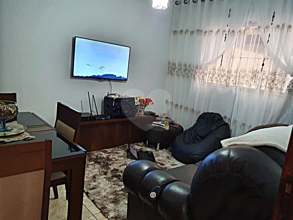 Casas térrea no bairro do Horto Florestal reformado recentemente.