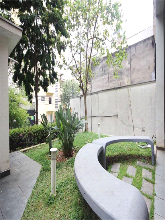 Apartamento na joaquim antunes