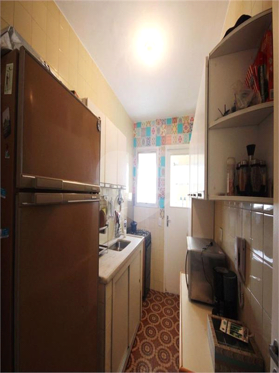 Apartamento na joaquim antunes