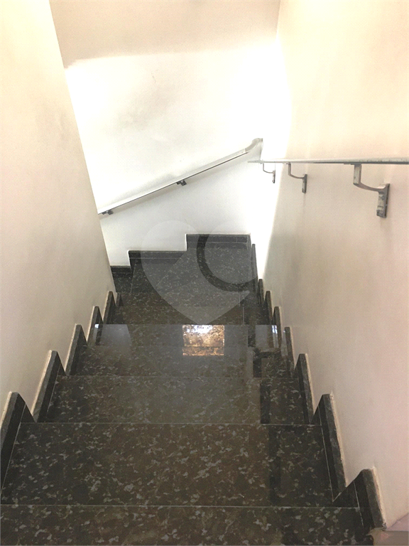 Sobrado semi-novo na Vila Constança