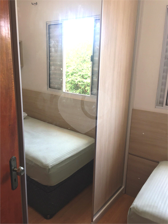 Sobrado semi-novo na Vila Constança