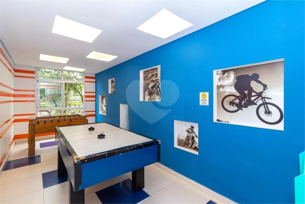 Amplo apto próximo da Av Braz Leme, com 3 dormitórios, sendo 2 suítes, 2 vagas, sacada Gourmet