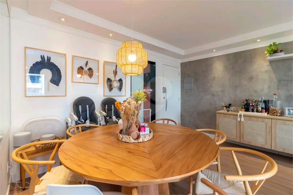 Amplo apto próximo da Av Braz Leme, com 3 dormitórios, sendo 2 suítes, 2 vagas, sacada Gourmet