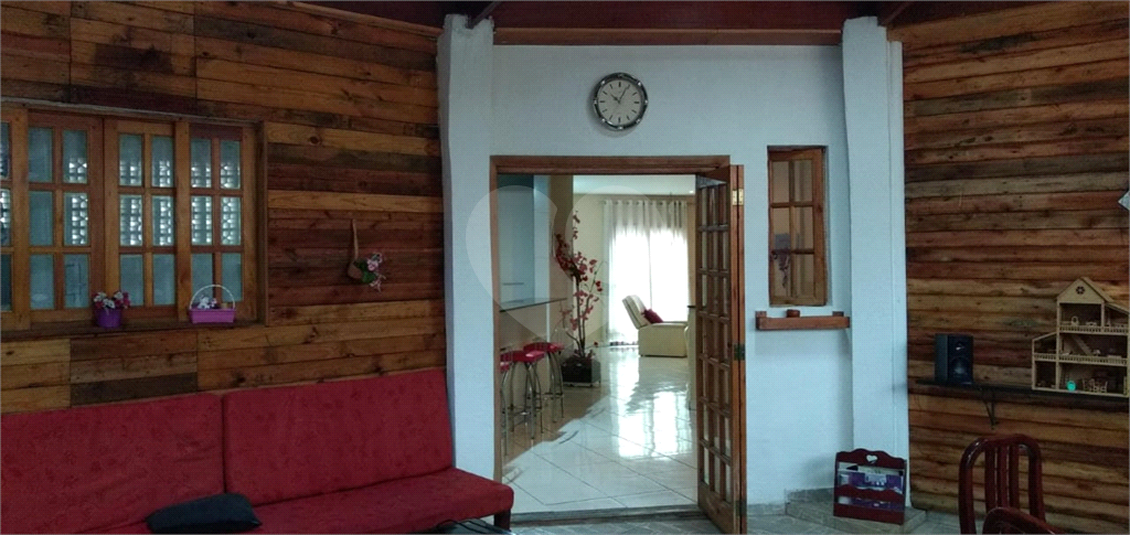 Prédio de esquina na Vila Guilherme comércio e ou residencial