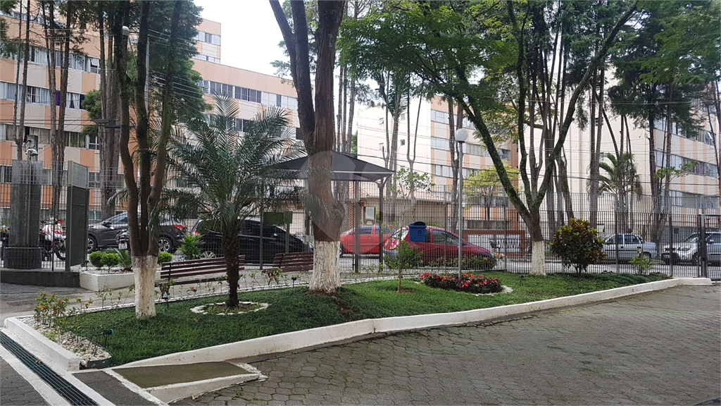 APARTAMENTO em TREMEMBÉ