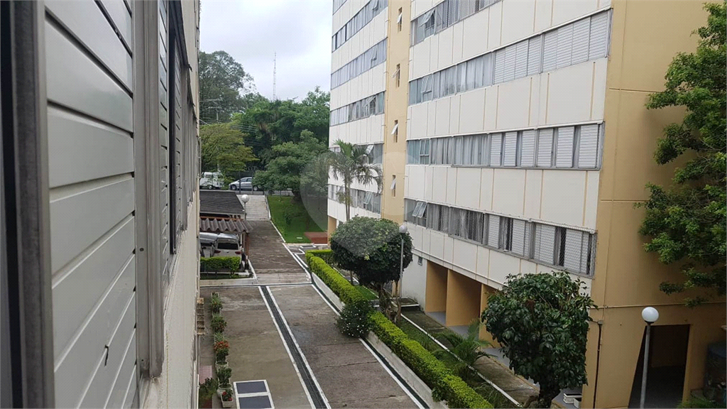 APARTAMENTO em TREMEMBÉ