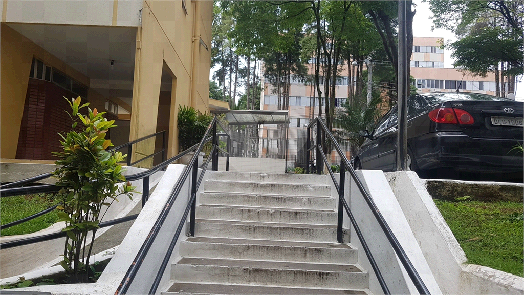 APARTAMENTO em TREMEMBÉ