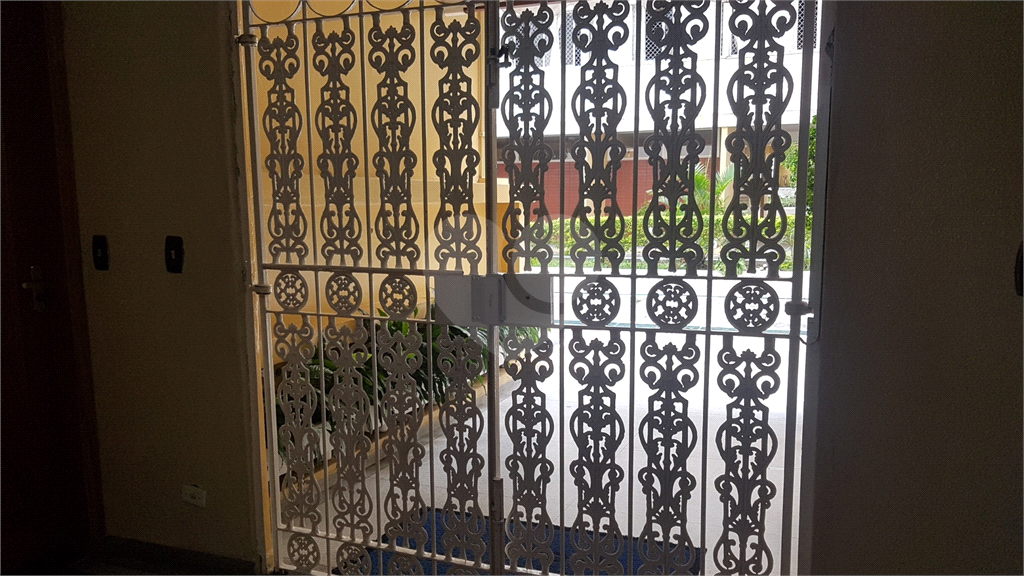APARTAMENTO em TREMEMBÉ