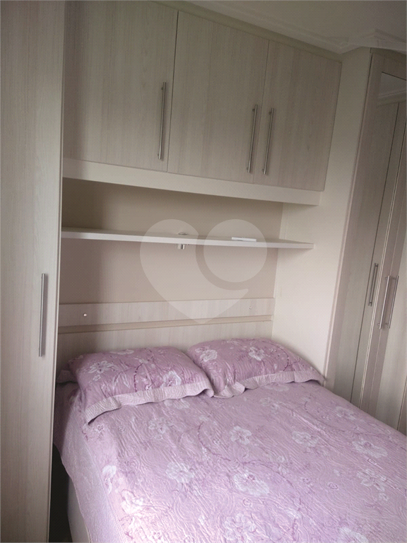 Apartamento de 2 dormitórios totalmente reformado e mobiliado NA REGIÃO DO TREMEMBÉ.