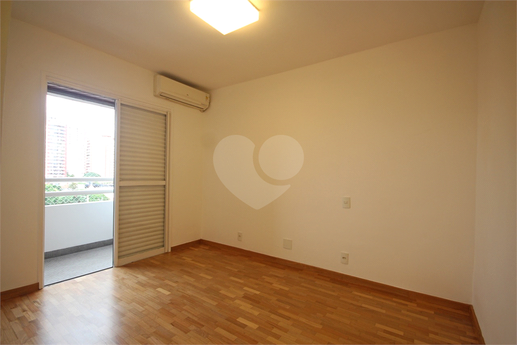 Oporunidade única - Cobertura duplex com piscina