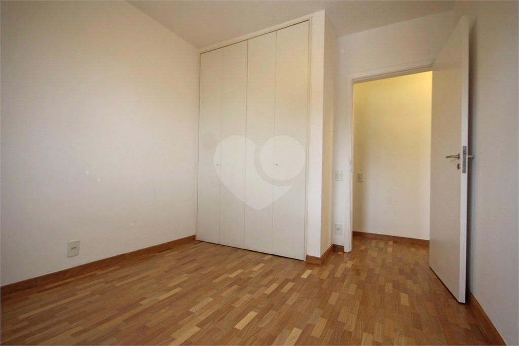 Oporunidade única - Cobertura duplex com piscina