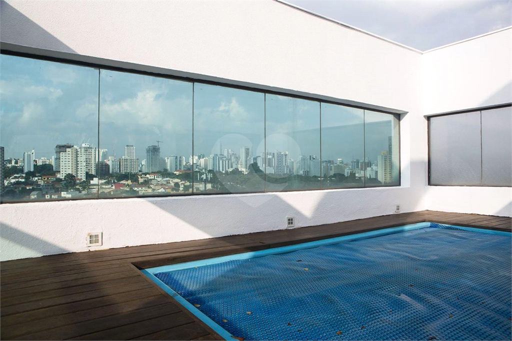 Oporunidade única - Cobertura duplex com piscina