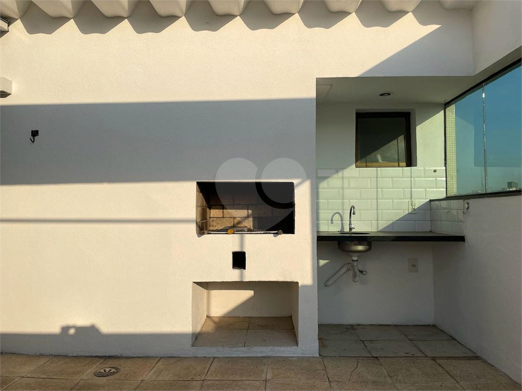 Oporunidade única - Cobertura duplex com piscina
