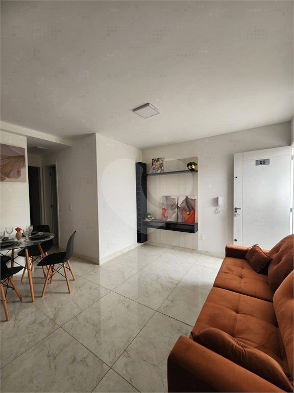 CONDOMÍNIO ESMERALDINO C/ VAGA - VENDE-SE - V.ISOLINA MAZZEI