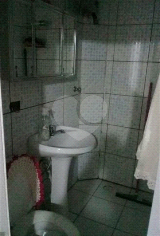 Casa Comercial em Lapa de Baixo