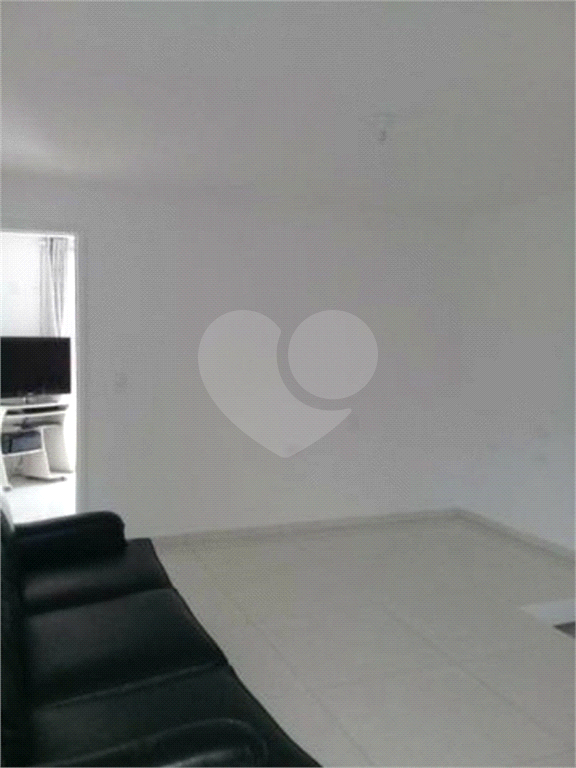 Casa Comercial em Lapa de Baixo