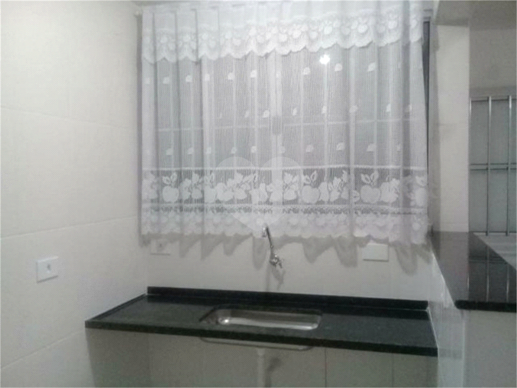 Casa Comercial em Lapa de Baixo