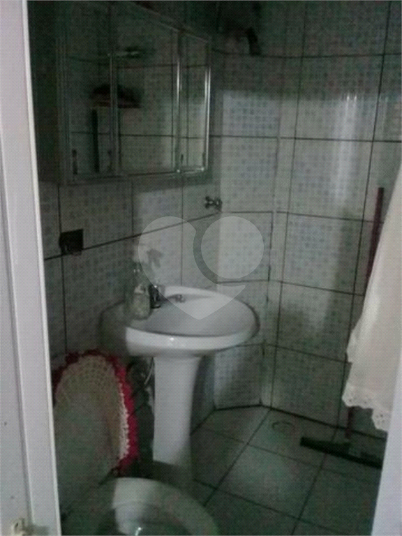 Casa Comercial em Lapa de Baixo