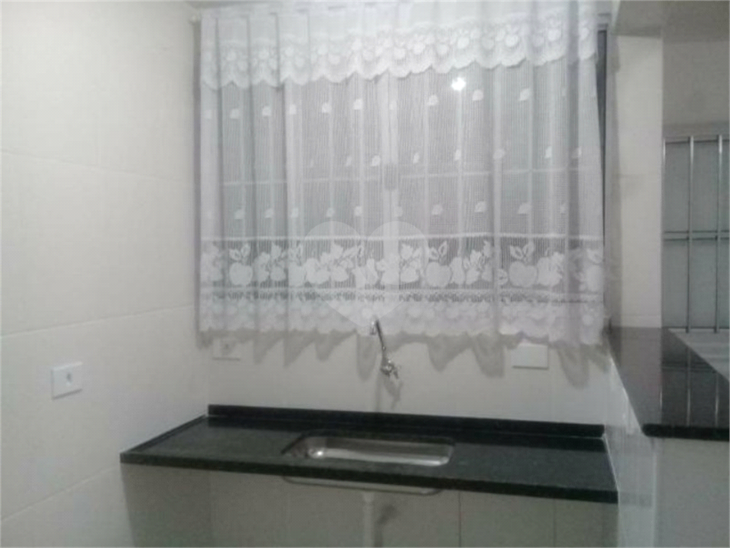 Casa Comercial em Lapa de Baixo