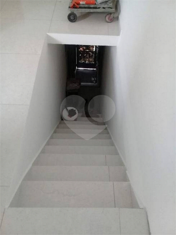 Casa Comercial em Lapa de Baixo