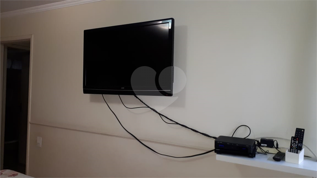 APARTAMENTO em SANTANA