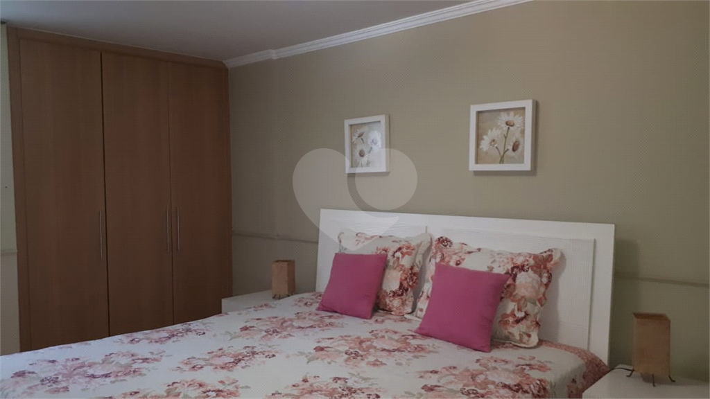 APARTAMENTO em SANTANA