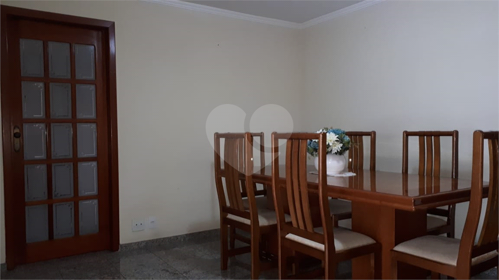 APARTAMENTO em SANTANA