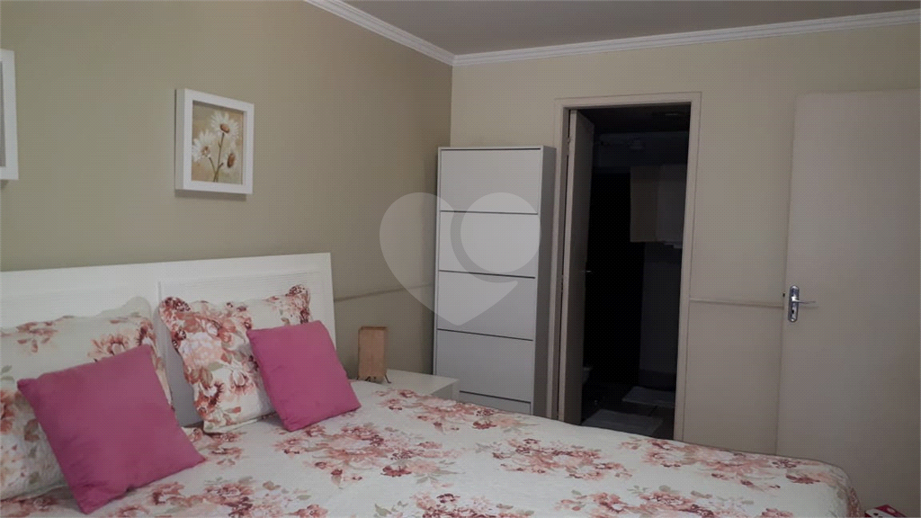 APARTAMENTO em SANTANA