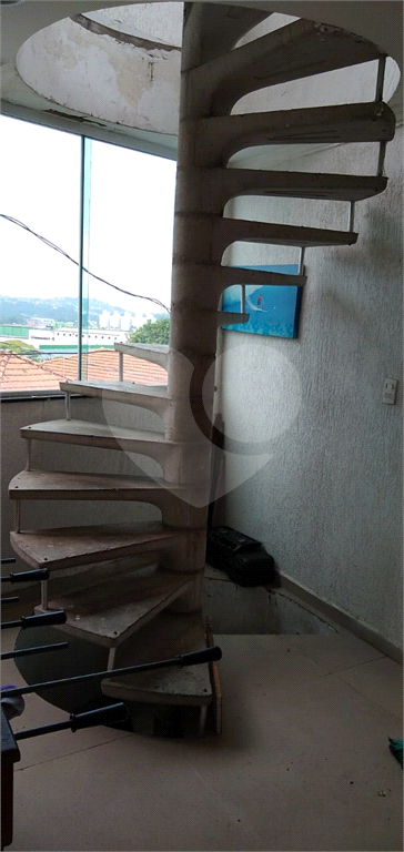 Excelente Sobrado Residencial no Parque Vitória por R$ 650.000,00