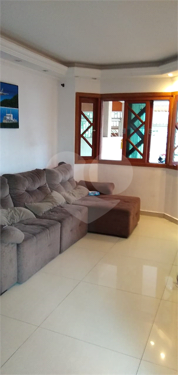 Excelente Sobrado Residencial no Parque Vitória por R$ 650.000,00