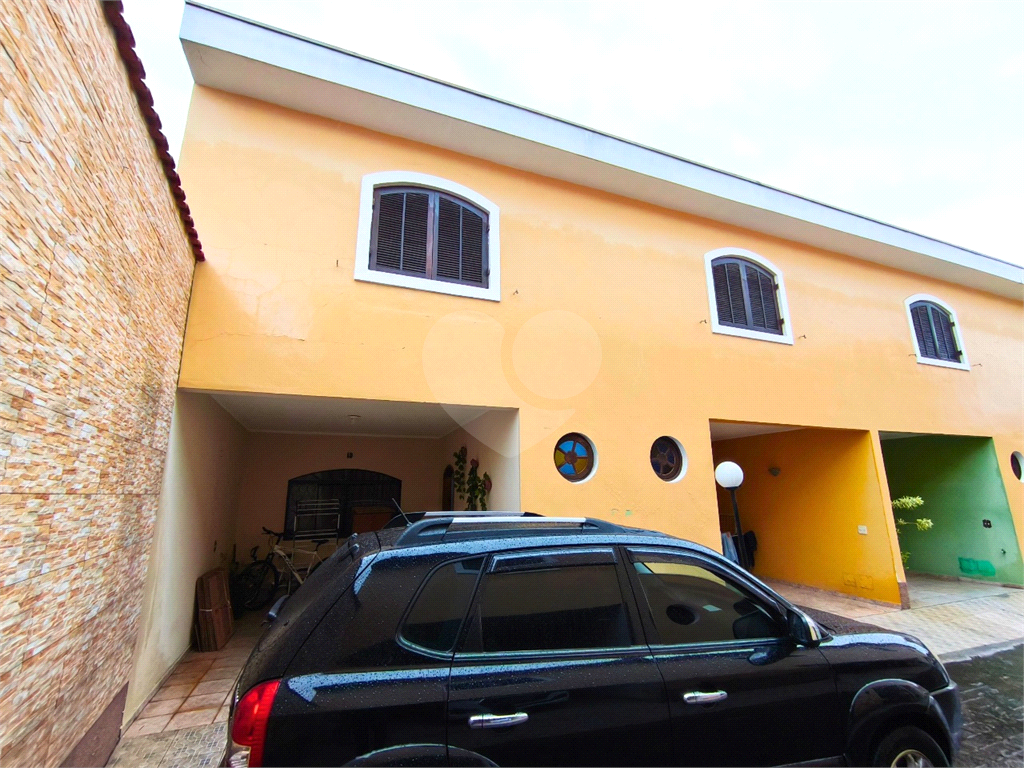 Excelente Sobrado em Condomínio Fechado – Vila Sabrina